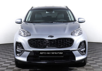 Подержанный автомобиль Kia Sportage 2021 года (2 фото)