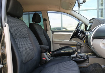 Подержанный автомобиль Mitsubishi Pajero Sport 2013 года (22 фото)