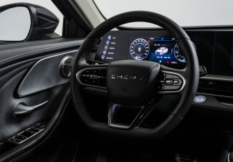 Подержанный автомобиль Chery Arrizo 8 2024 года (10 фото)