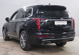 Подержанный автомобиль Cadillac XT6 2019 года (7 фото)