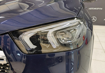 Подержанный автомобиль Mercedes-Benz GLE 2021 года (11 фото)