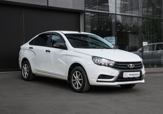 Подержанный автомобиль LADA (ВАЗ) Vesta Sedan 2020 года (3 фото)