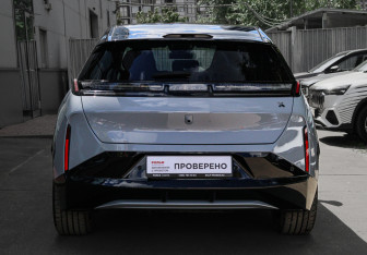 Подержанный автомобиль Zeekr X 2023 года (5 фото)