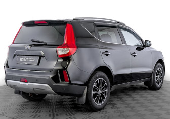 Подержанный автомобиль Geely Emgrand X7 2018 года (5 фото)