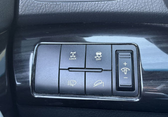 Подержанный автомобиль Kia Sorento 2009 года (17 фото)