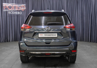 Подержанный автомобиль Nissan X-Trail 2021 года (6 фото)