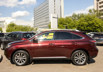 Подержанный автомобиль Lexus RX 2015 года (6 фото)
