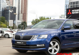 Подержанный автомобиль Skoda Octavia Liftback 2020 года (16 фото)
