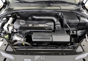 Подержанный автомобиль Volvo S80 2013 года (9 фото)