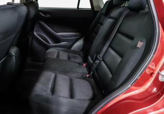 Подержанный автомобиль Mazda CX-5 2014 года (11 фото)