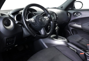Подержанный автомобиль Nissan Juke 2013 года (15 фото)
