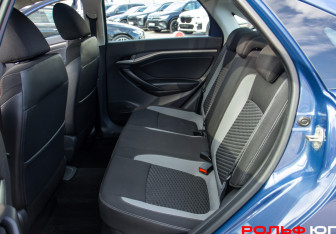 Подержанный автомобиль LADA (ВАЗ) Vesta Sedan 2016 года (8 фото)