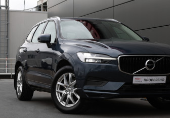 Подержанный автомобиль Volvo XC60 2021 года (24 фото)