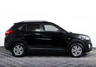 Подержанный автомобиль Hyundai Creta 2016 года (4 фото)