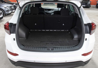 Подержанный автомобиль Hyundai Tucson 2016 года (10 фото)