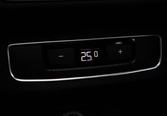 Подержанный автомобиль Audi Q5 2018 года (28 фото)