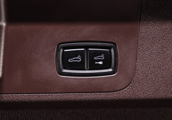 Подержанный автомобиль Porsche Panamera Wagon 2017 года (33 фото)