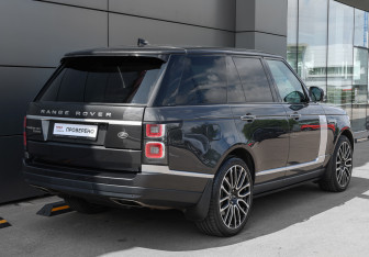 Подержанный автомобиль Land Rover Range Rover 2019 года (5 фото)