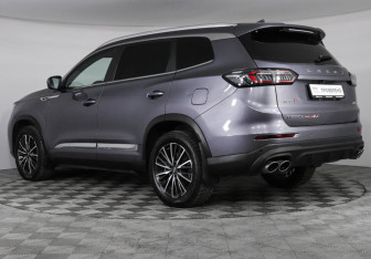 Подержанный автомобиль Chery Tiggo 8 Pro Max 2022 года (7 фото)