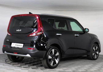 Подержанный автомобиль Kia Soul 2021 года (5 фото)