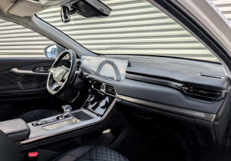 Подержанный автомобиль Exeed TXL 2023 года (11 фото)