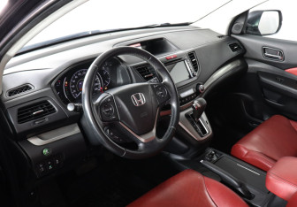 Подержанный автомобиль Honda CR-V 2014 года (9 фото)