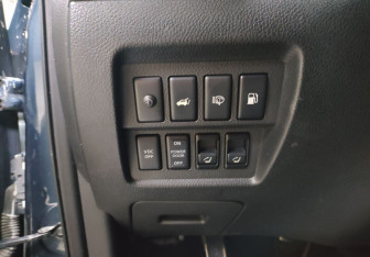 Подержанный автомобиль Nissan Murano Suv 2011 года (18 фото)