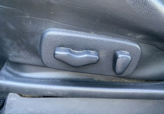 Подержанный автомобиль Nissan X-Trail 2004 года (16 фото)