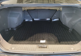 Подержанный автомобиль Chevrolet Epica 2008 года (13 фото)