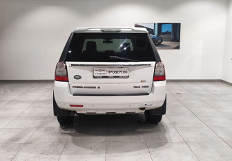 Подержанный автомобиль Land Rover Freelander 2011 года (6 фото)