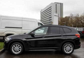 Подержанный автомобиль BMW X1 2018 года (6 фото)