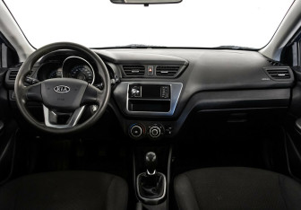 Подержанный автомобиль Kia Rio Hatchback 2012 года (6 фото)