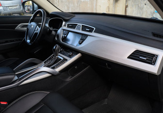 Подержанный автомобиль Geely Atlas 2020 года (7 фото)