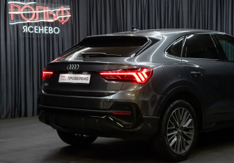 Подержанный автомобиль Audi Q3 Sportback 2020 года (22 фото)