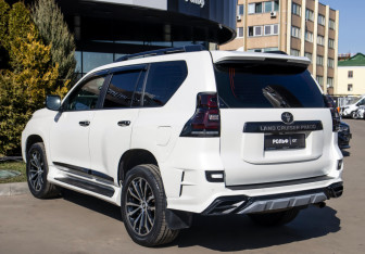 Подержанный автомобиль Toyota Land Cruiser Prado 2019 года (5 фото)