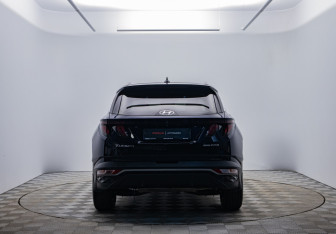 Подержанный автомобиль Hyundai Tucson 2022 года (4 фото)