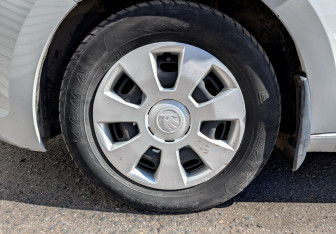 Подержанный автомобиль Skoda Rapid Liftback 2019 года (18 фото)