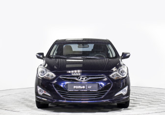 Подержанный автомобиль Hyundai i40 Sedan 2012 года (2 фото)