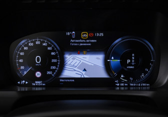 Подержанный автомобиль Volvo XC90 2021 года (13 фото)