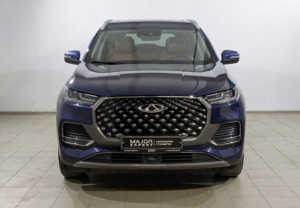 Подержанный автомобиль Chery Tiggo 8 Pro Max 2023 года (9 фото)