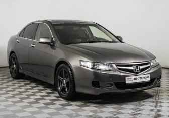 Подержанный автомобиль Honda Accord Sedan 2007 года (3 фото)