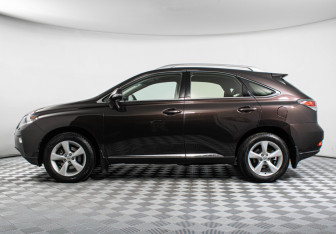 Подержанный автомобиль Lexus RX 2013 года (8 фото)