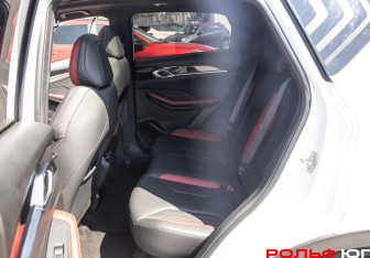 Подержанный автомобиль Geely Coolray 2024 года (8 фото)
