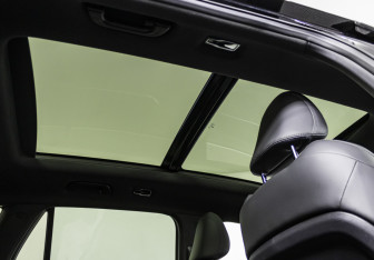 Подержанный автомобиль Geely Monjaro 2024 года (24 фото)