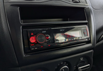 Подержанный автомобиль LADA (ВАЗ) Granta Sedan 2023 года (25 фото)