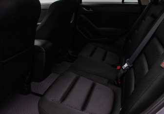 Подержанный автомобиль Mazda CX-5 2014 года (10 фото)