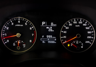 Подержанный автомобиль Kia Rio Hatchback 2021 года (13 фото)