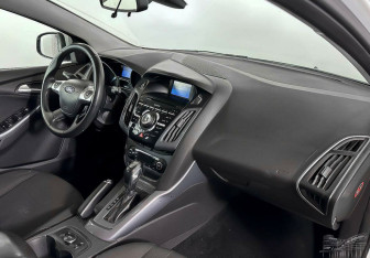 Подержанный автомобиль Ford Focus Hatchback 2012 года (5 фото)