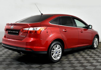 Подержанный автомобиль Ford Focus Sedan 2014 года (3 фото)