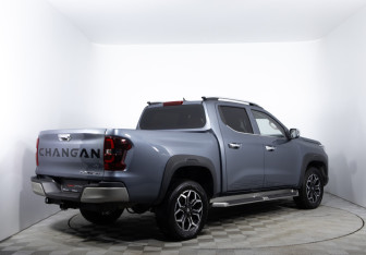 Подержанный автомобиль Changan Hunter Plus 2024 года (4 фото)